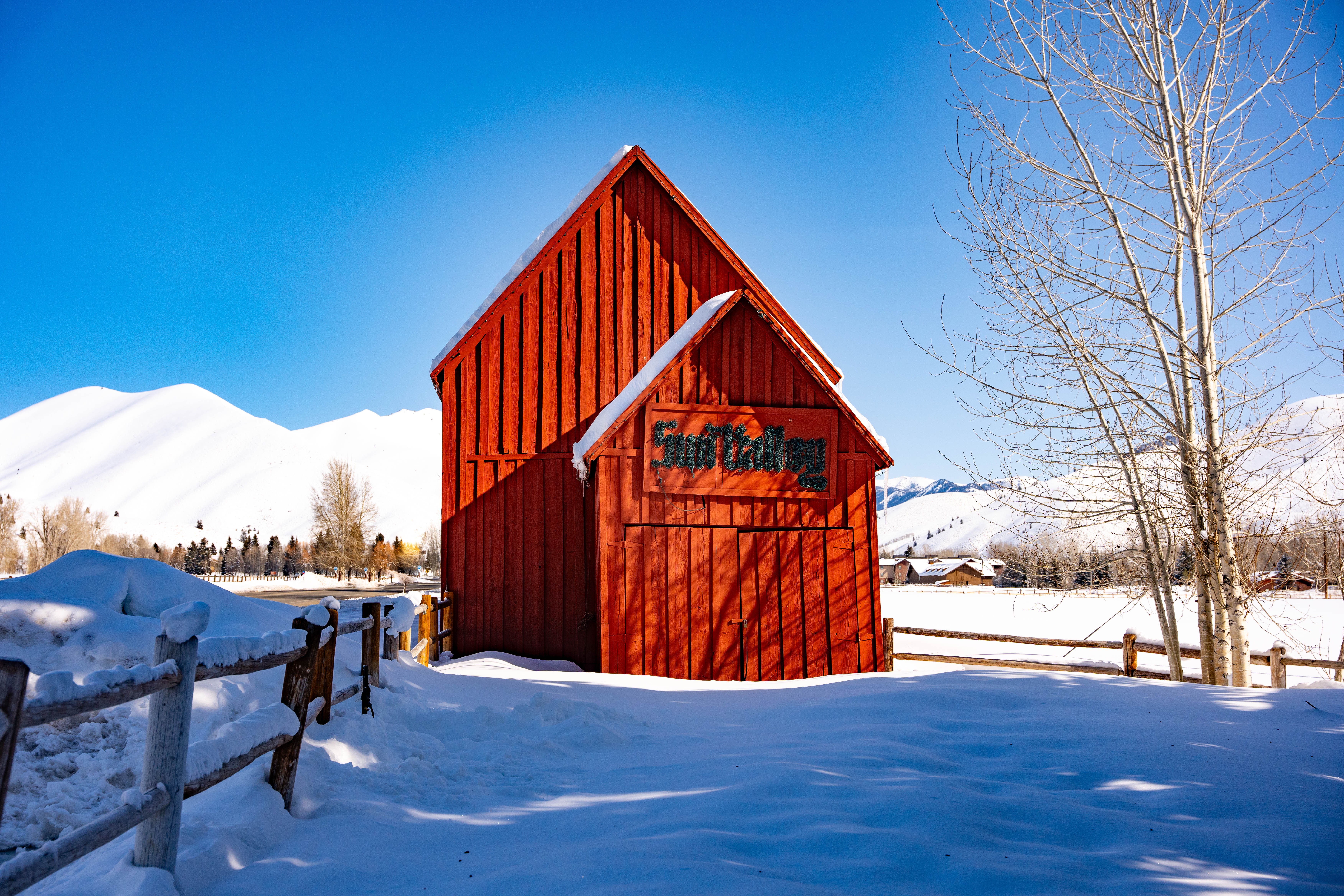SVR_RedBarn_SunValley_Scenic_Winter_Feb_2024_Gilmour_Hayden_2