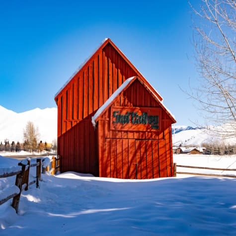 svr_redbarn_sunvalley_scenic_winter_feb_2024_gilmour_hayden_2