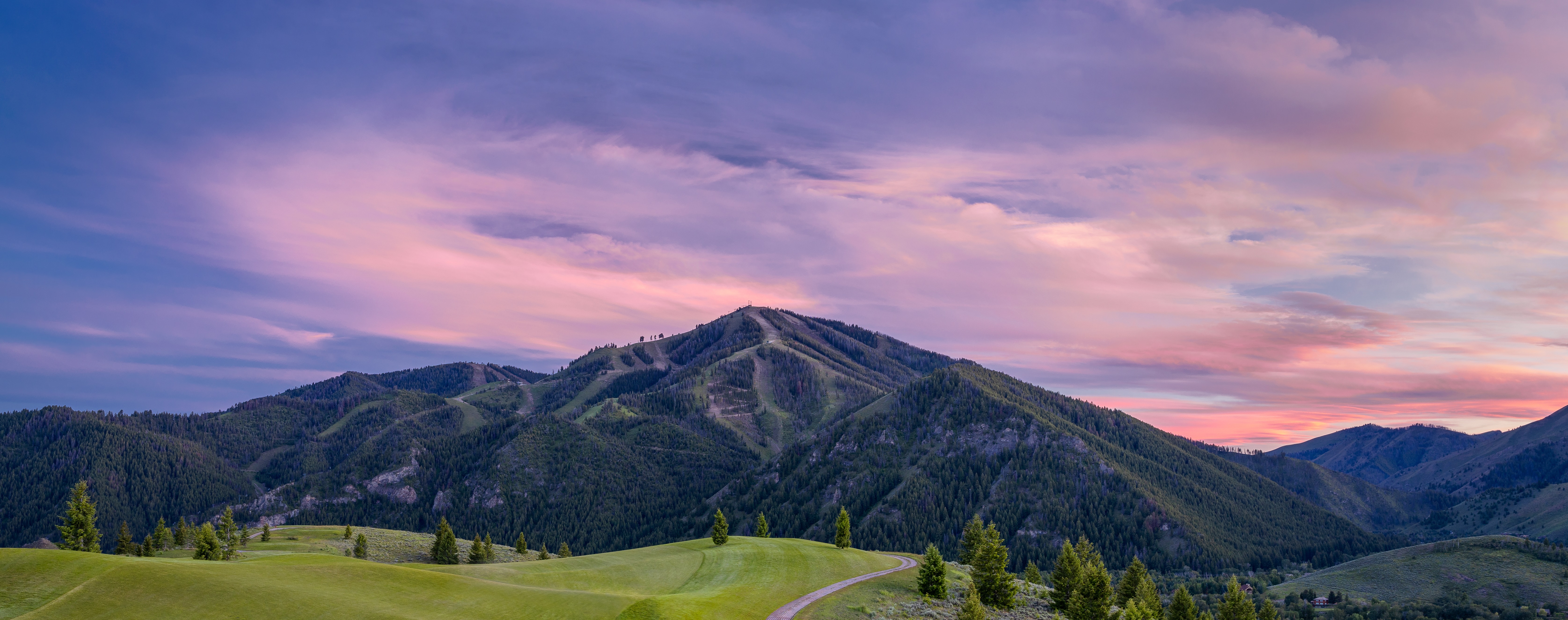 sv_bald-mountain_whiteclouds-crop-2-2