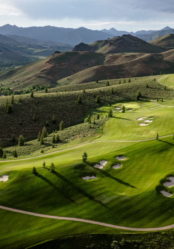 svr_summer_golf_white_clouds