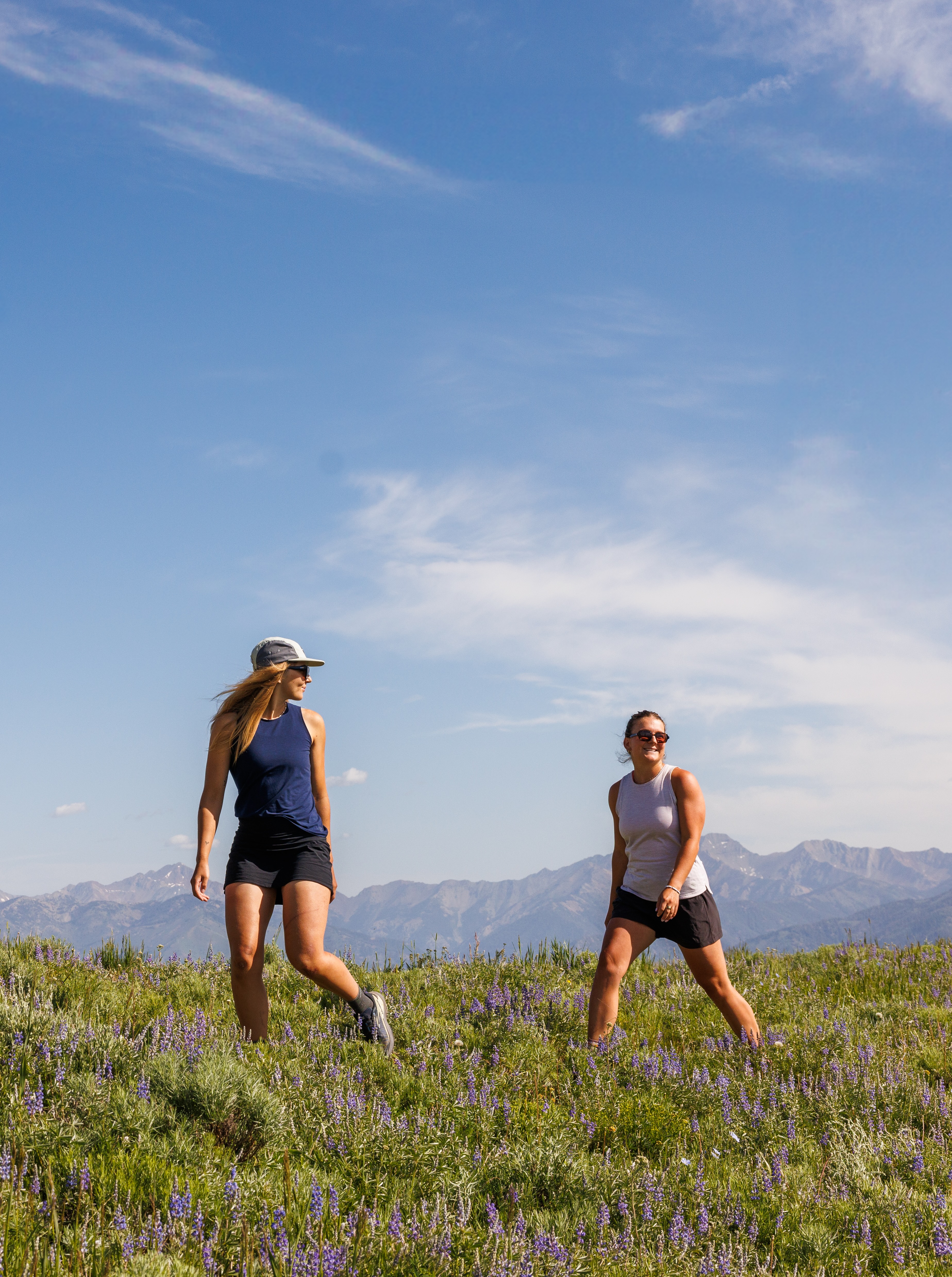 carouselcrop_svr_summer_sofiajaramillo-hiking-6555