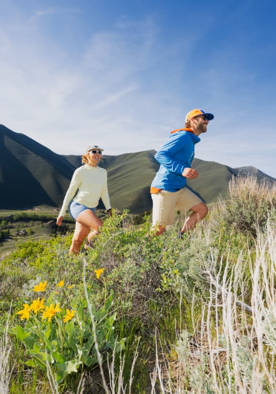 svr_summer_proctor_hike_couple_-nicklacey_riley_taylor_05-18-2026_a7401055_