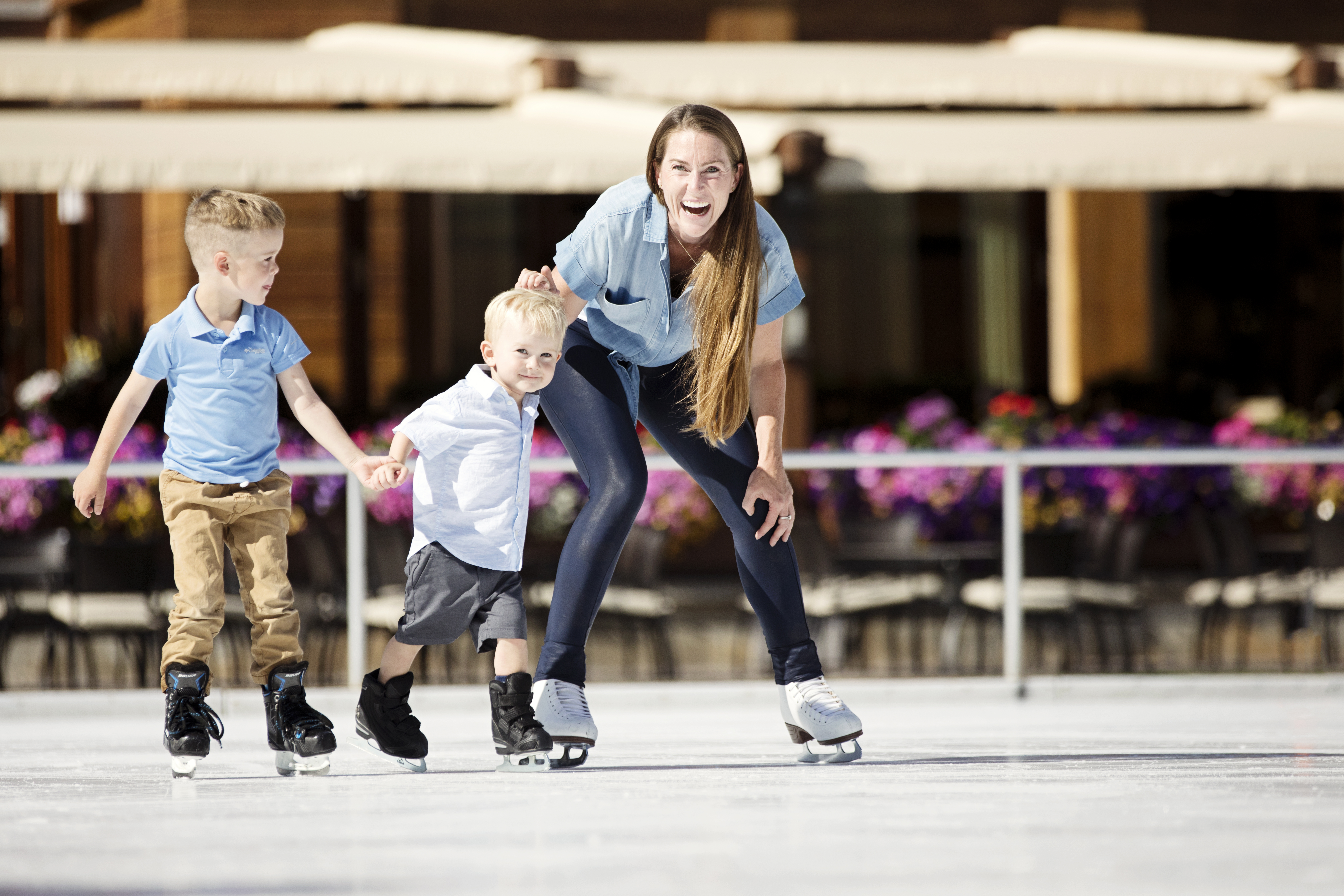 svr_icerink_skating_family_2019_maybery_hillary_21.jpg