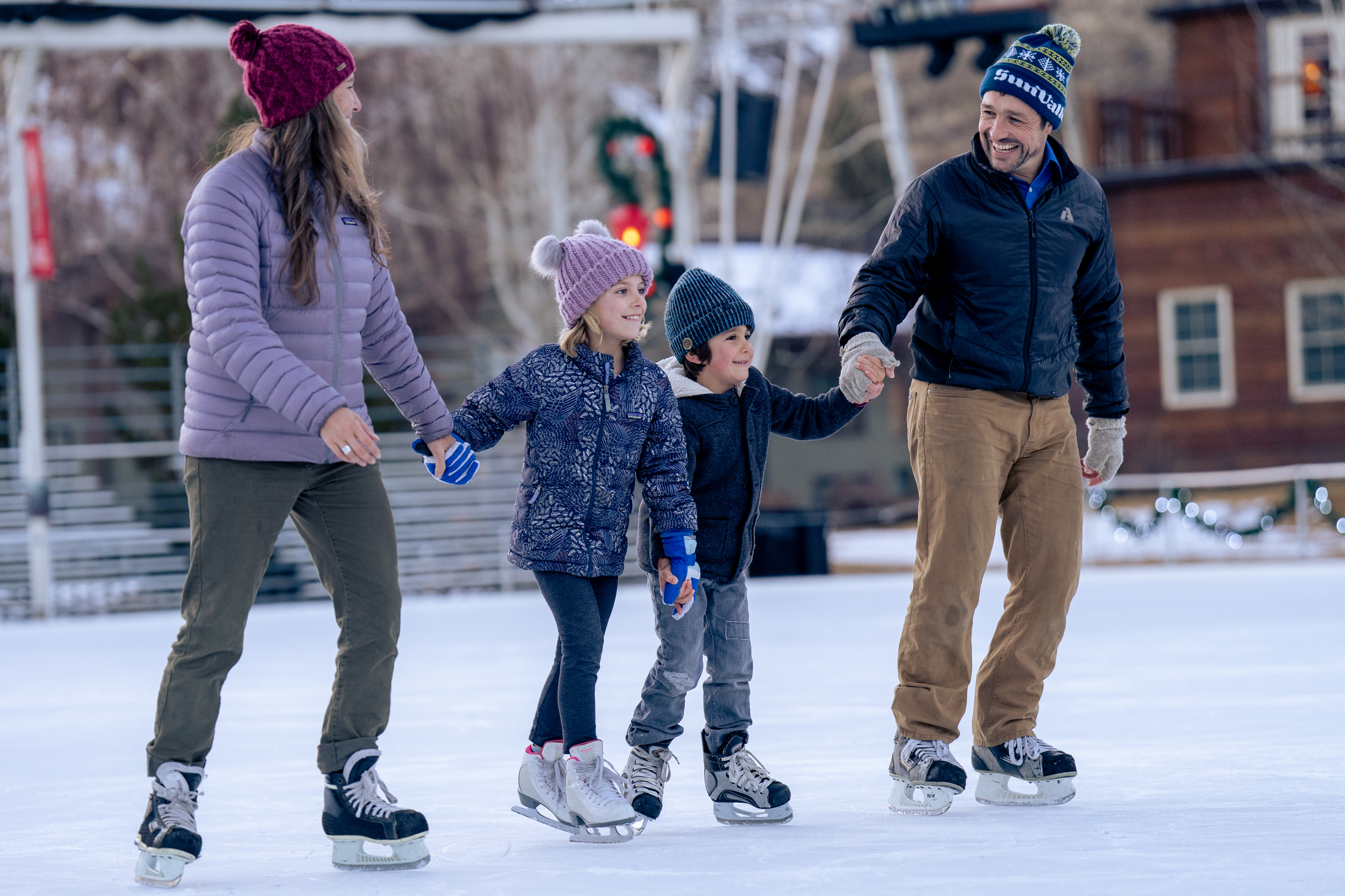 svr_icerink_skating_family_2023_highres_idarado_37-(1)-(1)