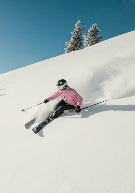 svr_winter_skiing_bluebird_bowls_-sofiadewolfe_-12-27-25-1033