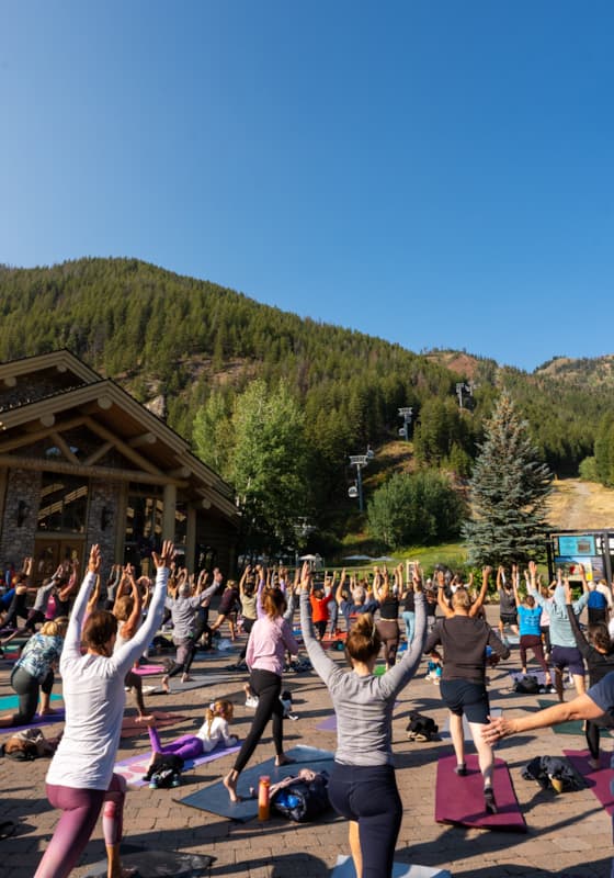 svr_summer_yoga_at_rr_nick_lacey_08-30-25_7407432