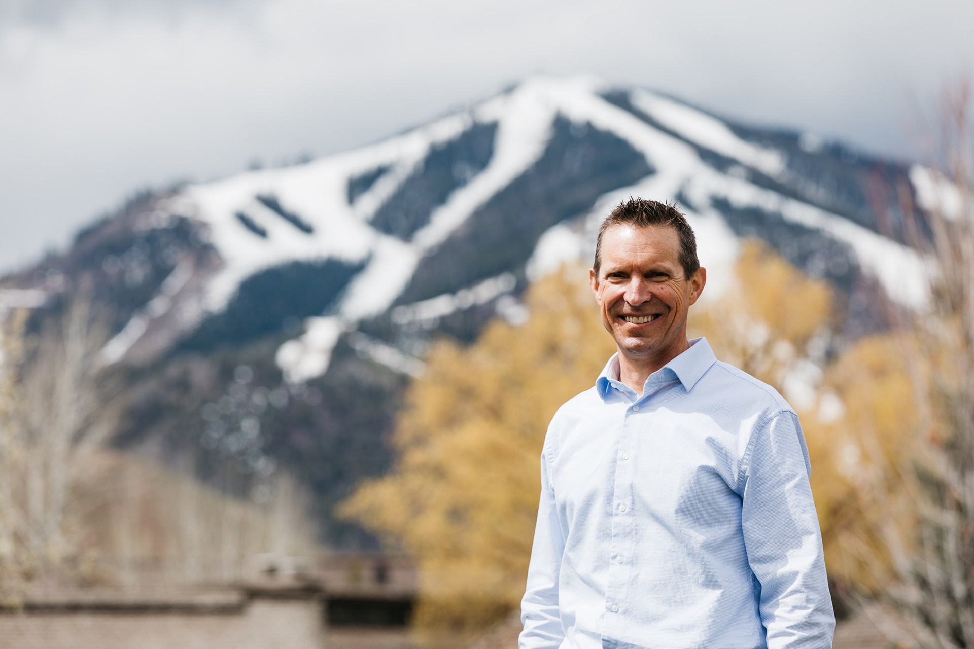 svr_headshot_petesonntag_baldybackdrop