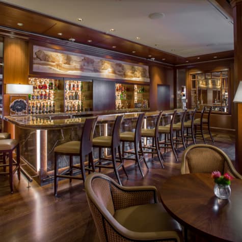 svr_duchinlounge_dining_bar_summer_2015_syms_kevin_2