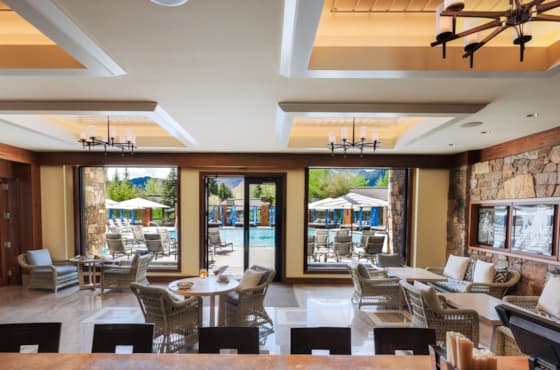 svr-summer-lodge-pool-food-beverage-05-20-26-a7401643-edit-2