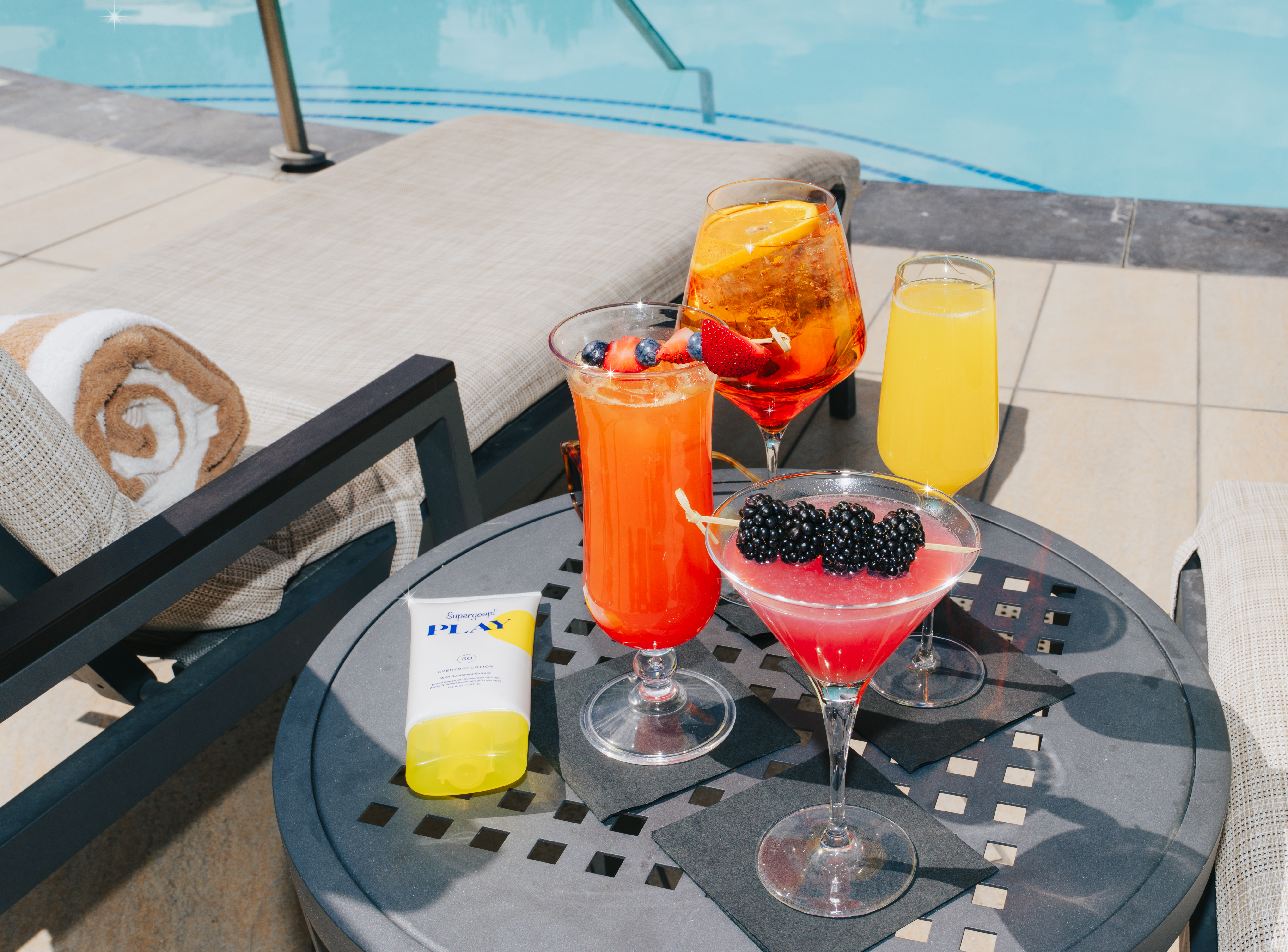 svr_summer_lodge_pool_food_-_beverage_05-20-26_a7401267.jpg