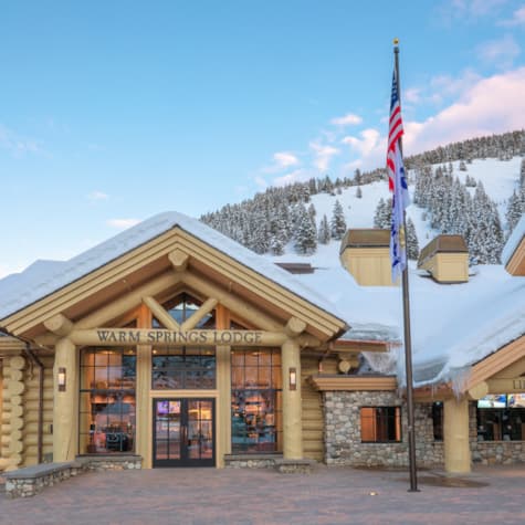 svr_warmspringslodge_dining_skiingriding_winter_2019_dondero_steve_2