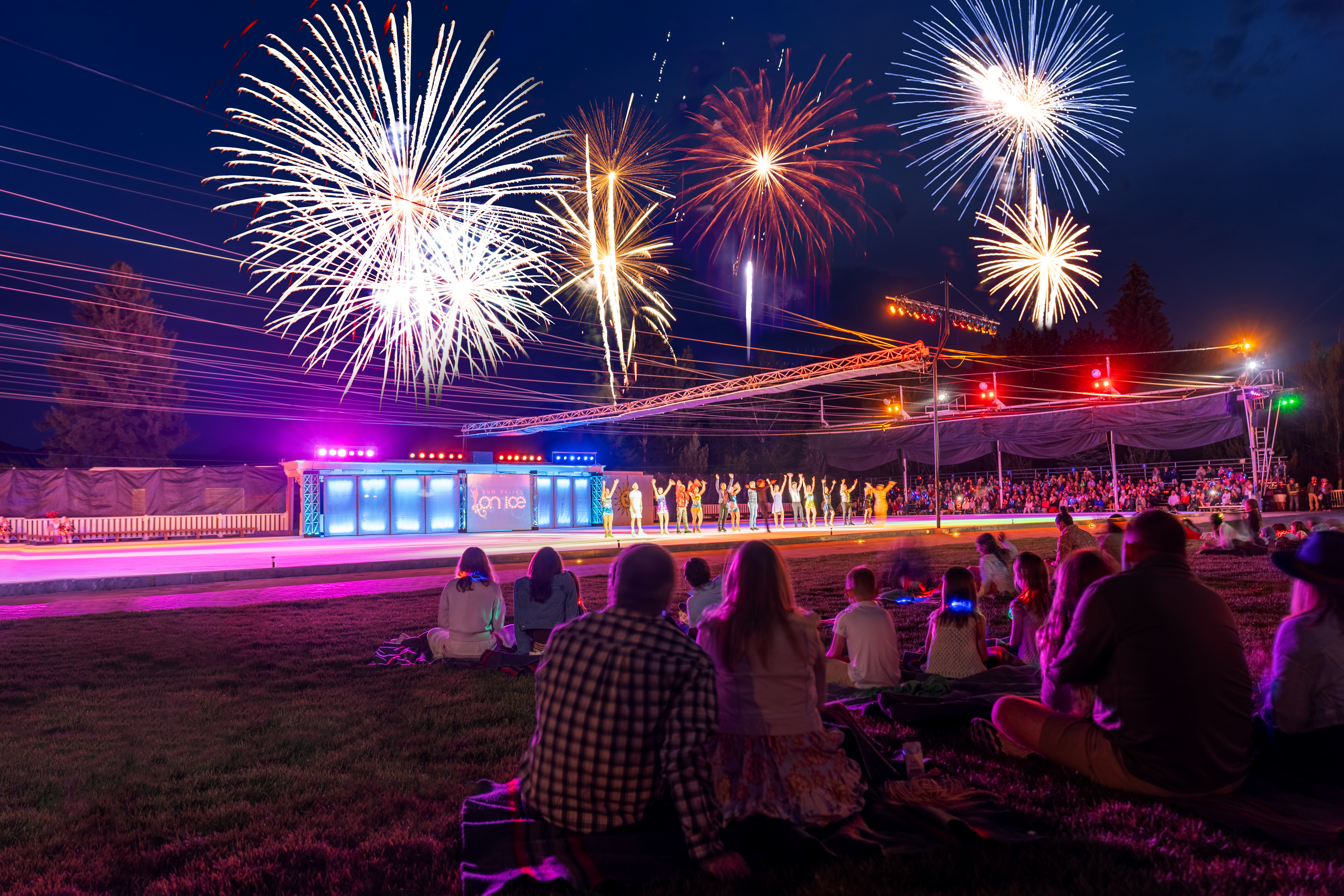 _svr_svoi_fireworks_alysa-liu_07-02-25