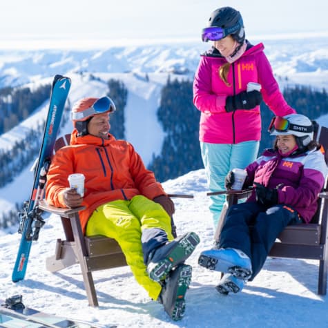 svr_lookoutlodge_dining_apres_family_winter_2020_2