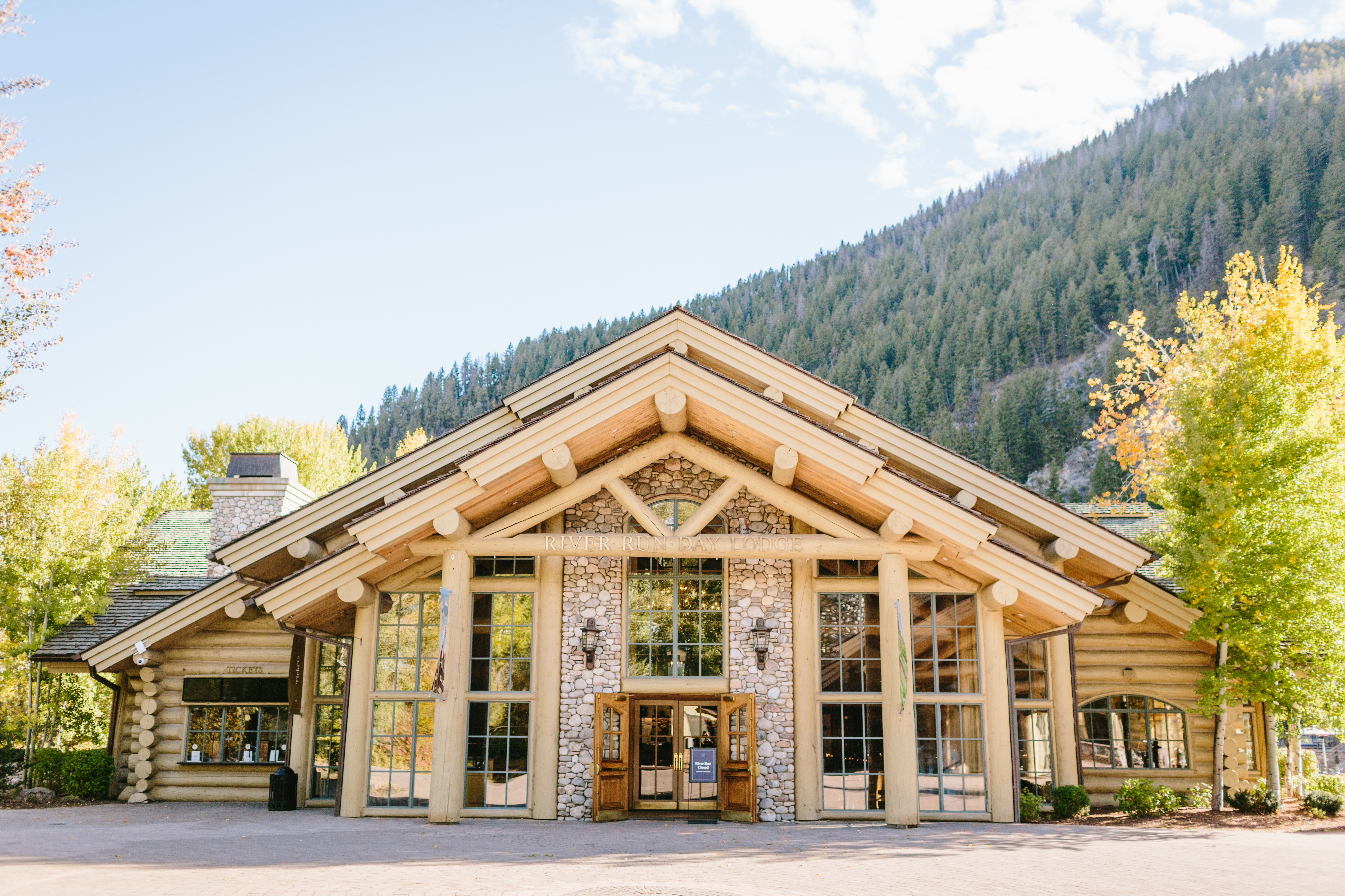 ariel-jd-sneaks-jodeedebesphotography-2