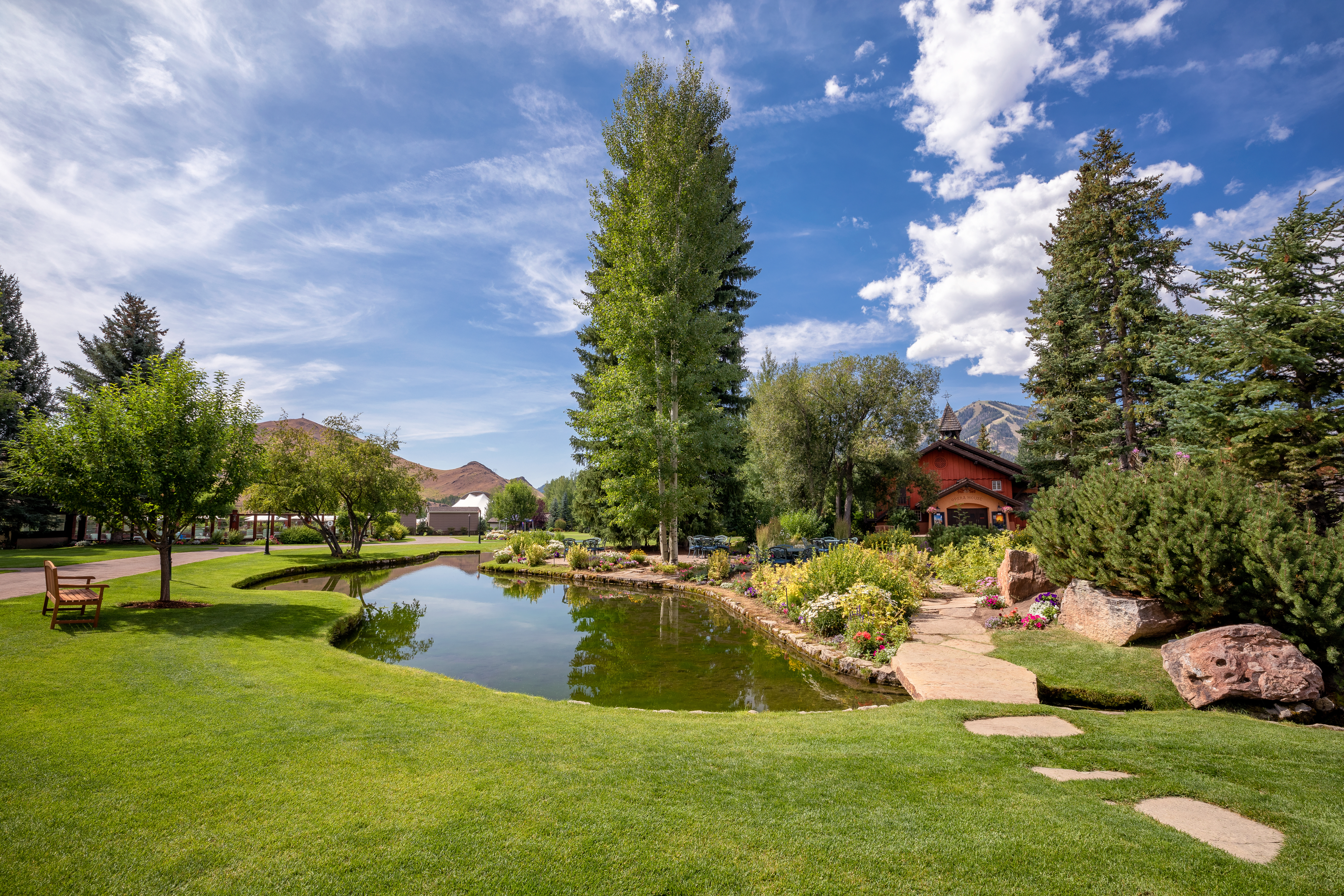 svr_operahouse_movie_summer_2019_dondero_steve_4-(1)