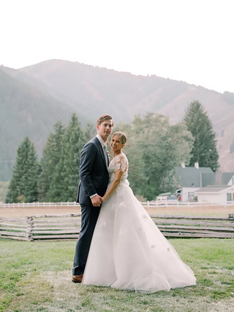 blair-charlie-wedding-couple-0620-f13b6fa713554cfd92394bacbd5c81de