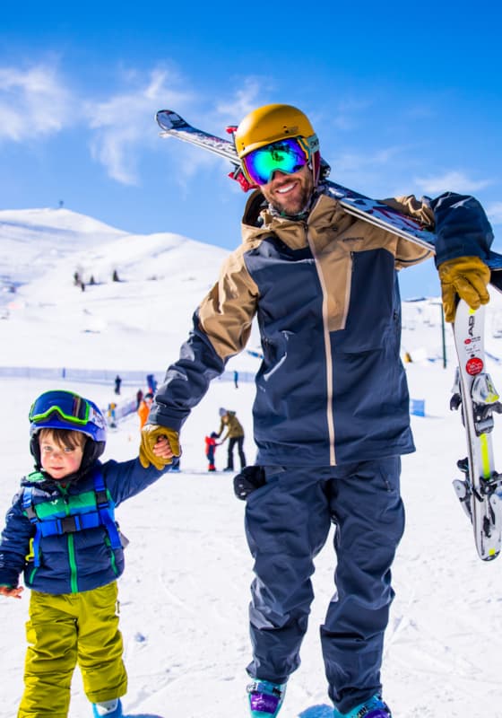 carousel-winter-skiing-riding