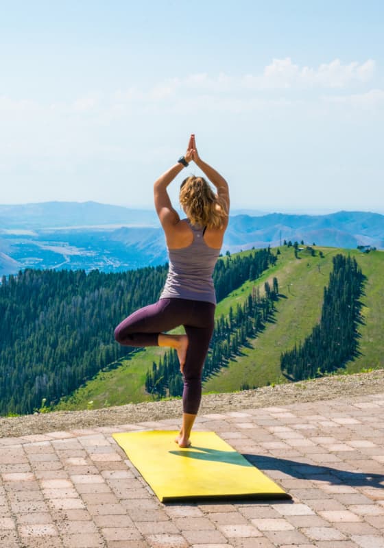 carousel-summer-fitness-yoga-swimming