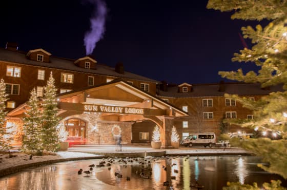 sunvalley_lodge_exteriorholiday