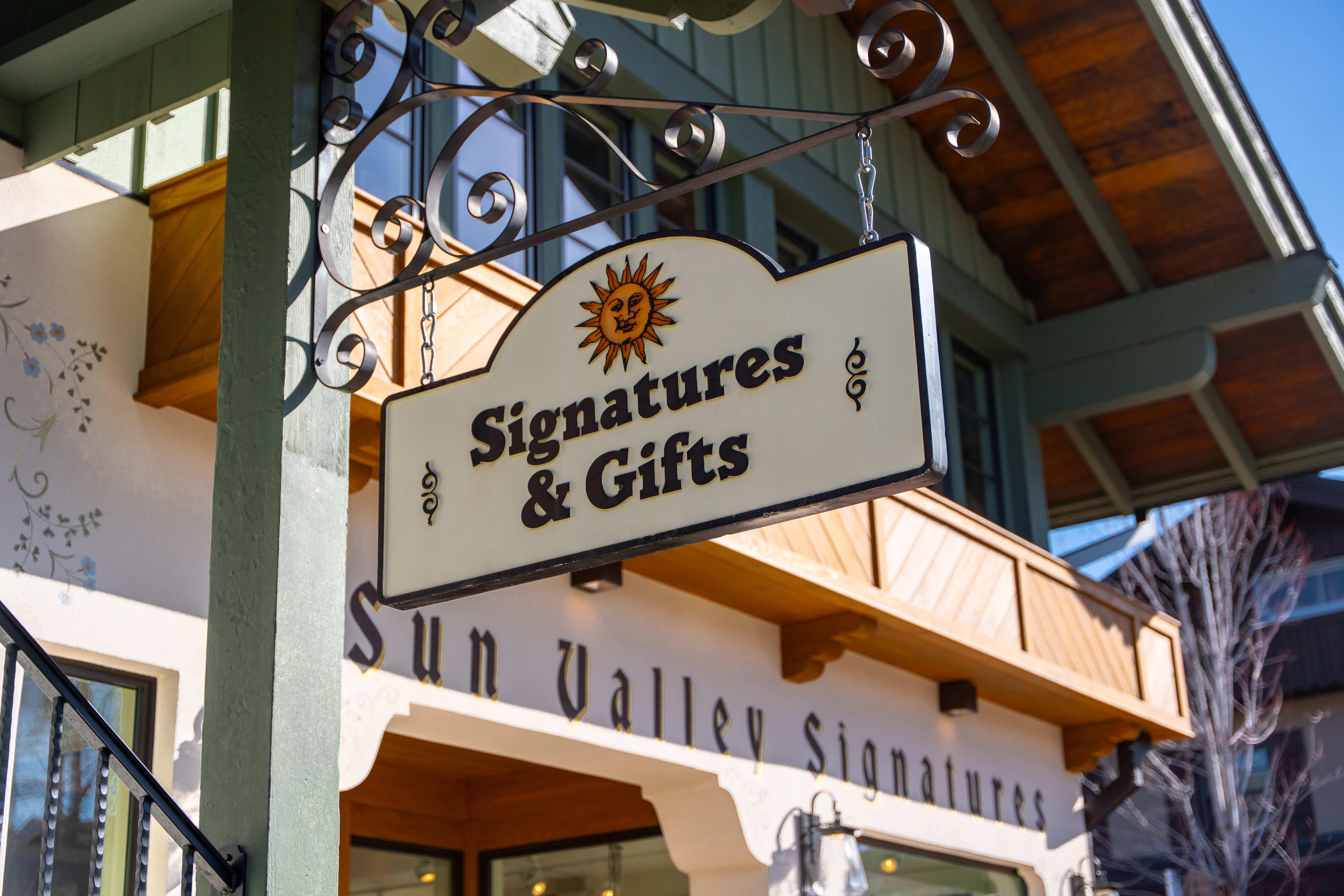 svr_signatures_gift_shop_exteriors_04-15-25_1