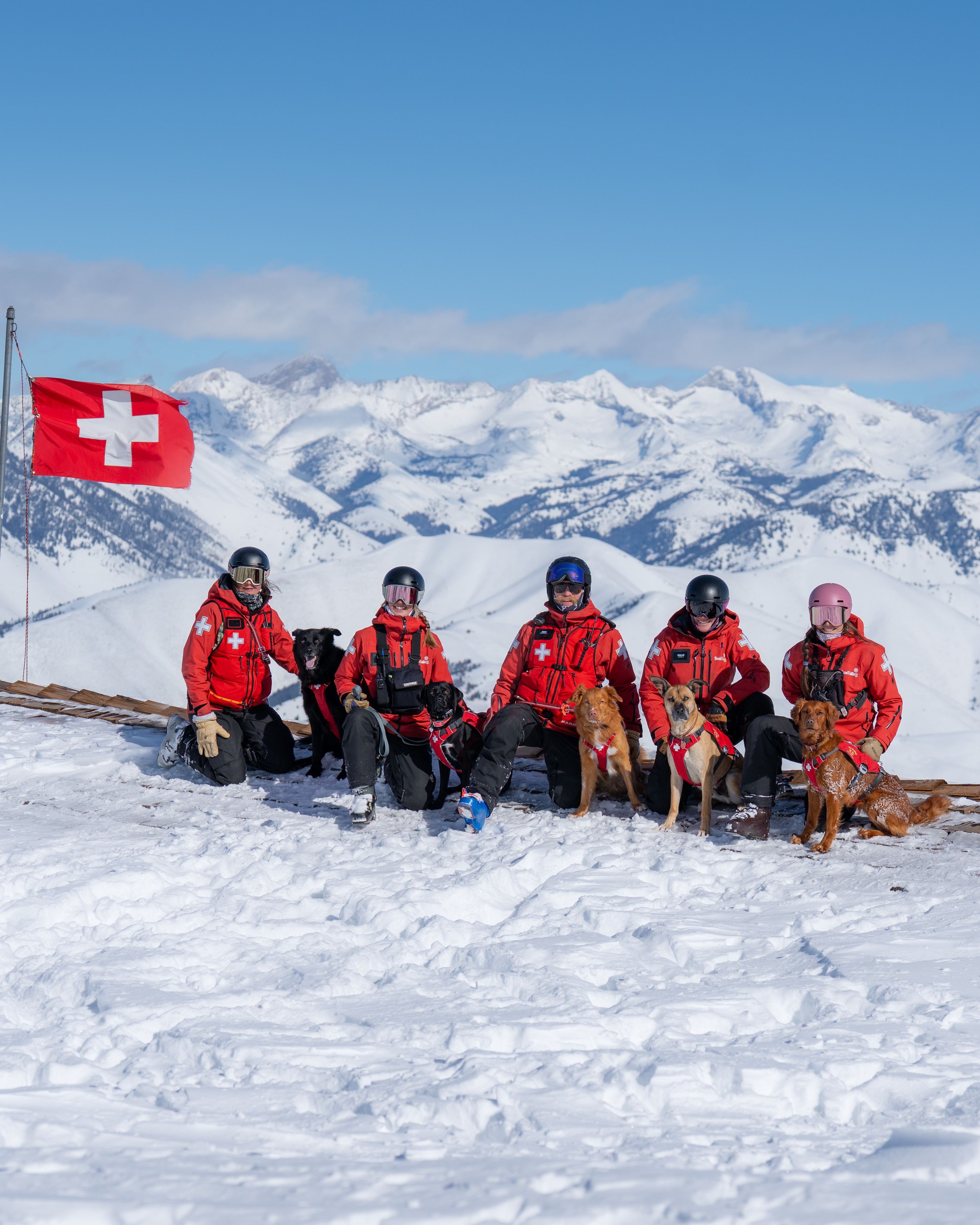 svr_avy_dogs_svski-patrol_02-18-25_1